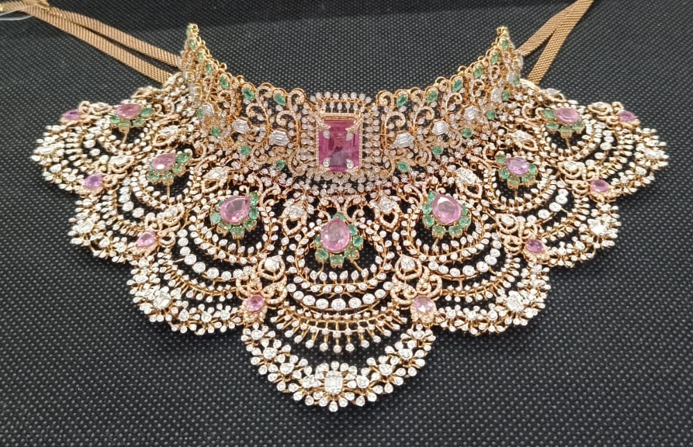CHOKER 203.56 gms