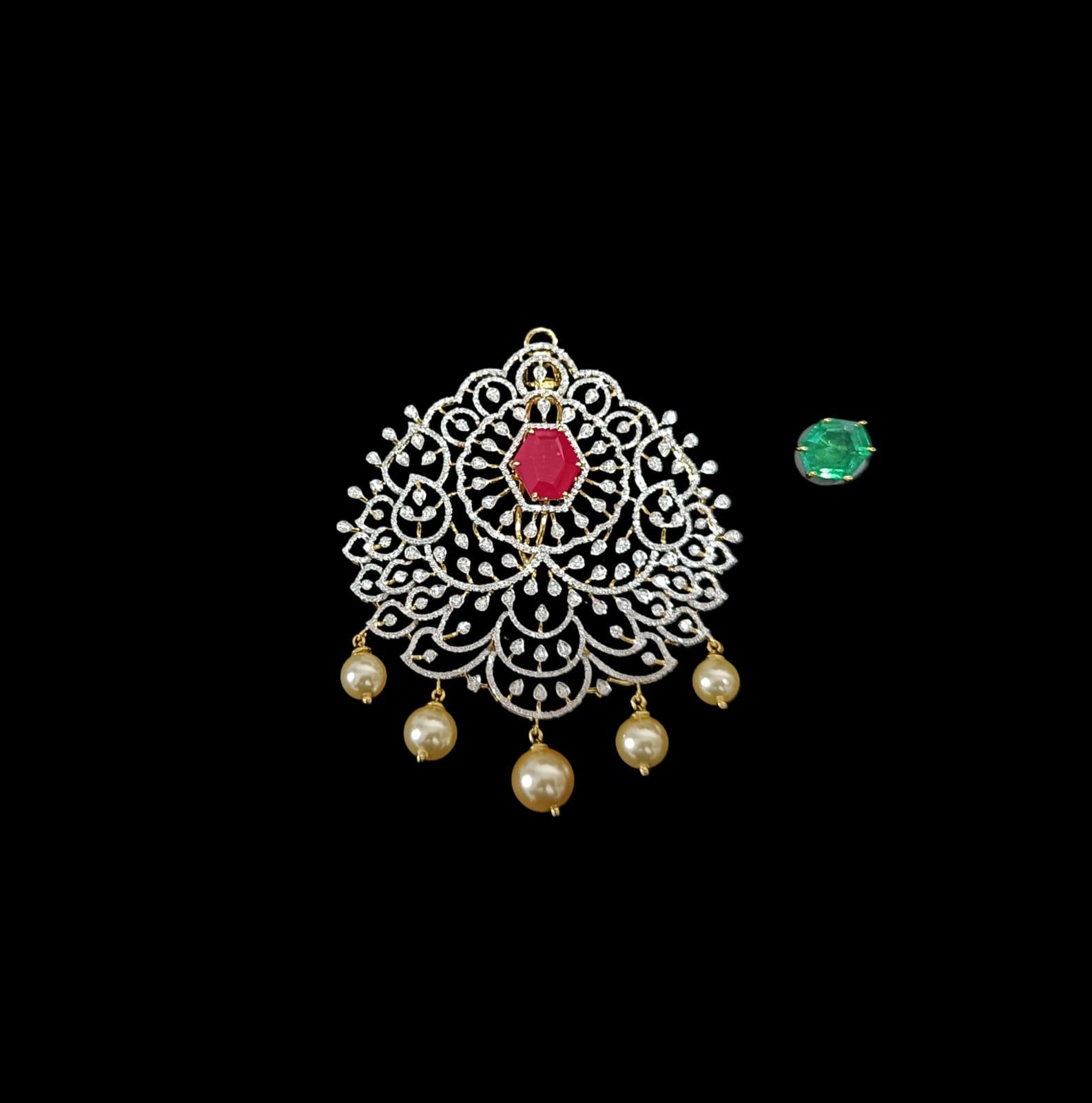 LOCKET 16.89 gms