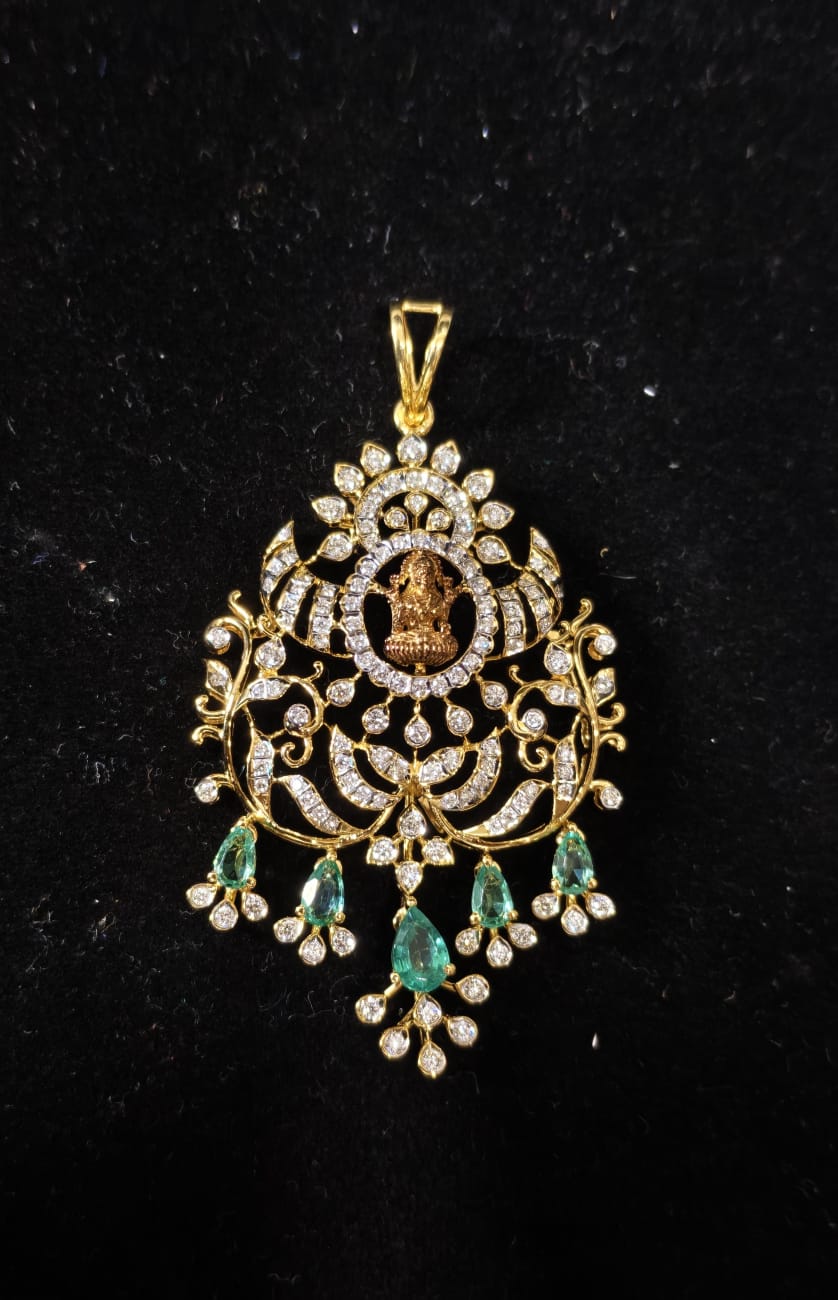 LOCKET 12.02 gms