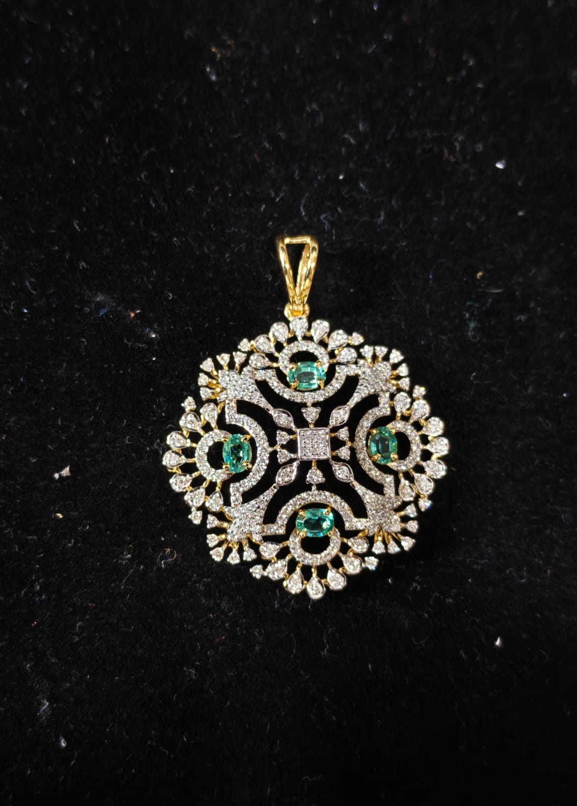 LOCKET 6.46 gms